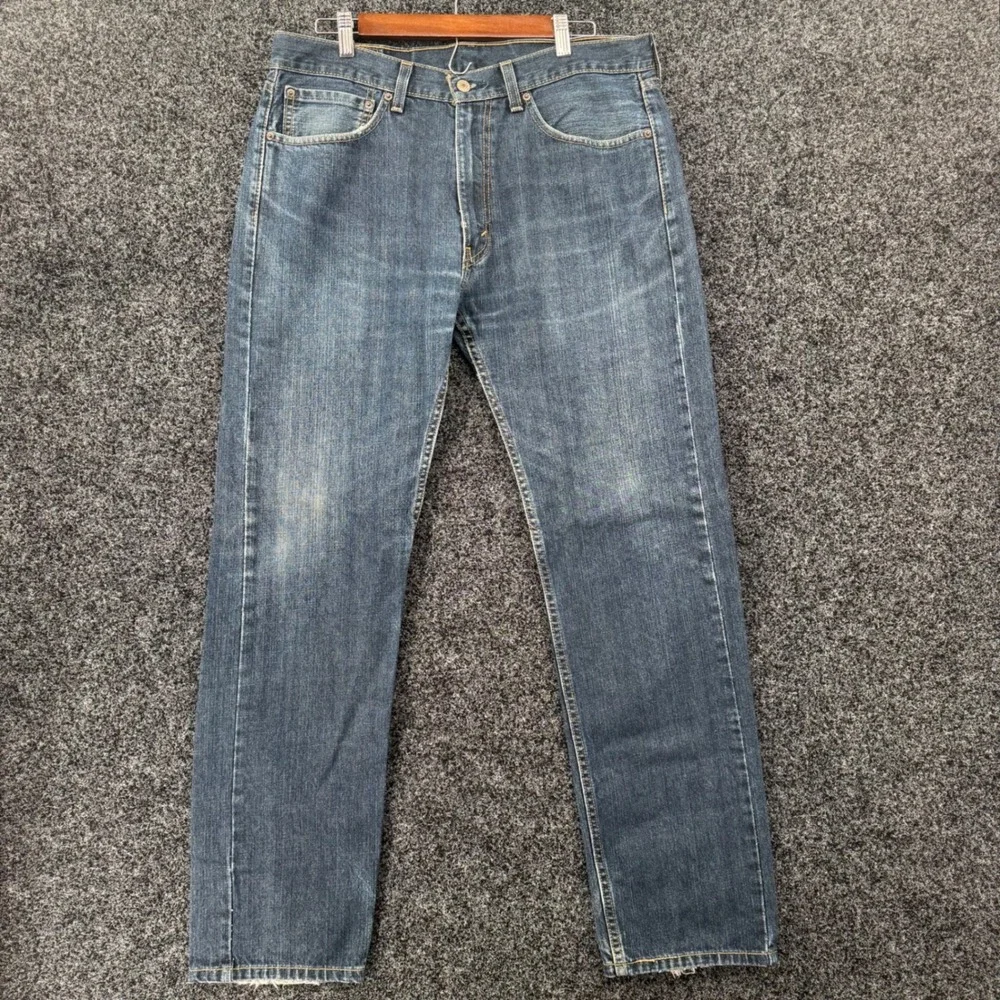Levis 505 Regular Fit Jeans Mens 34x32 Medium Wash Blue Straight Leg Denim